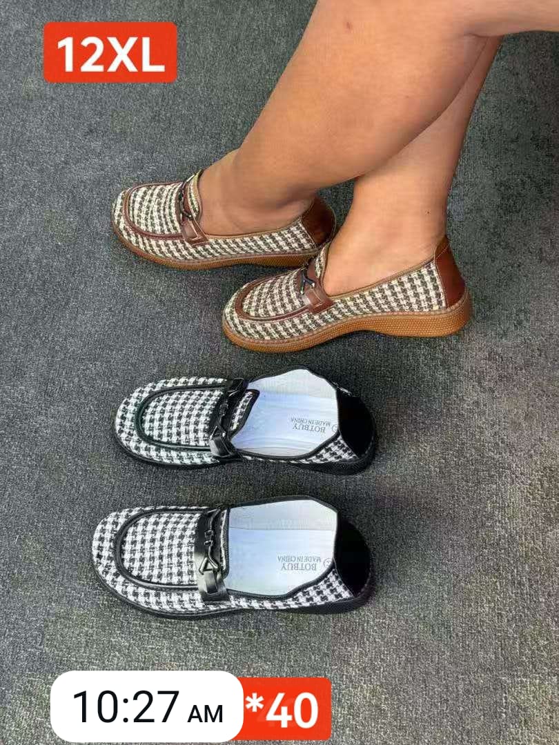 Checked ladies open shoe