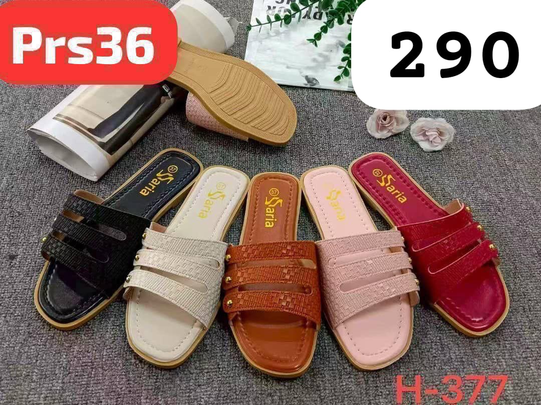 Saria sandals